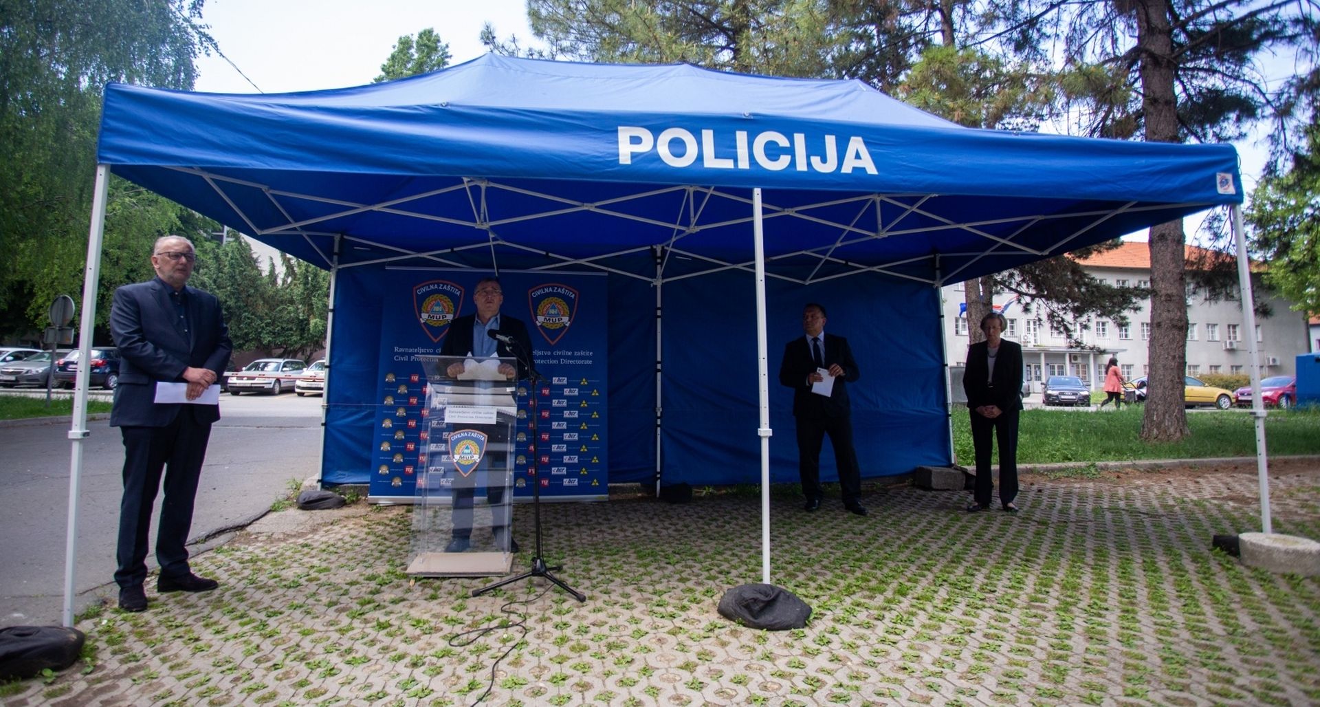 11.05.2020., Zagreb - Nacionalni stozer civilne zastite odrzao je konferenciju za medije o najnovijim detaljima sirenja koronavirusa u Hrvatskoj. Ministar unutarnjih poslova Davor Bozinovic, ravnatelj Hrvatskog zavoda za javno zdravstvo (HZJZ) Krunoslav Capak, ministar zdravstva Vili Beros, ravnateljica Klinike za infektivne bolesti "Dr. Fran Mihaljevic" Alemka Markotic. Photo: Daniel Kasap/POOL/HINA