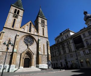 12.04.2020., Sarajevo, Bosna i Hercegovina - Uskrsna misa odrzana je u sarajevskoj Katedrali Srca Isusova. Misu je predvodio nadbiskup metropolit vrhbosanski kardinal Vinko Puljic, a vjernici zbog pandemije koronavirusa, istu su pratili putem drzvane televizije.
Photo: Armin Durgut/PIXSELL