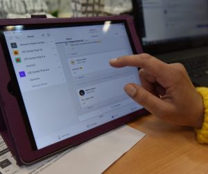 13.03.2020., Pula - Osnovna skola Centar. Ravnatelji skola u Istarskoj zupaniji u suradnji s kolegama informaticarima i nastavnicima u pripremama za nastavu na daljinu s kojom ce zapoceti u ponedjeljak. 
 Photo: Dusko Marusic /PIXSELL