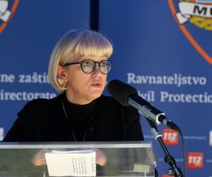 16.04.2020., Zagreb - Nacionalni stozer civilne zastite odrzao je konferenciju za medije o najnovijim detaljima sirenja koronavirusa u Hrvatskoj. Vesna Bedekovic..

Photo: Davor Pongracic/POOL/CROPIX