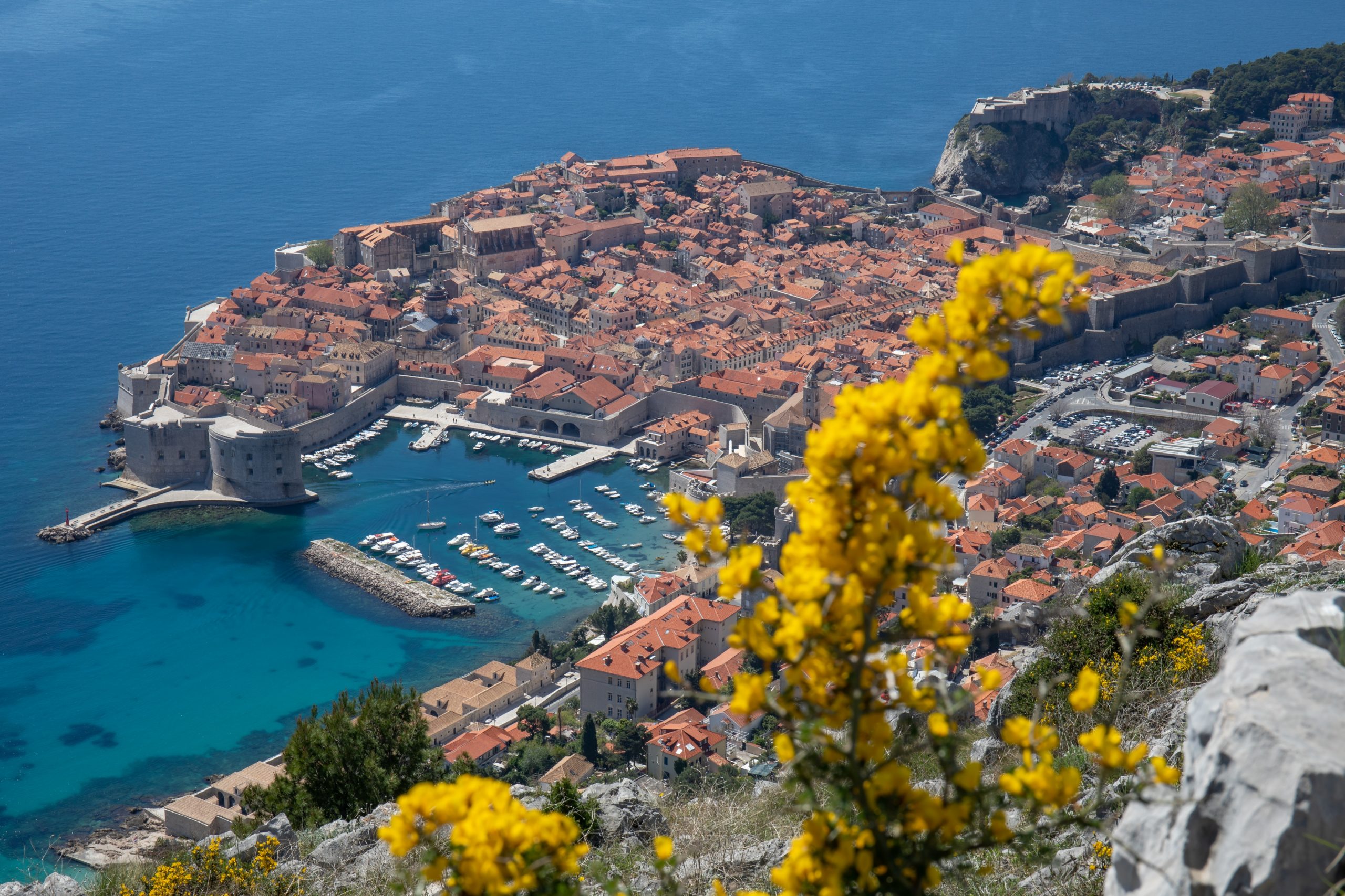 17.04.2020., Srdj, Dubrovnik - Pogled na povijesnu jezgru grada.
Photo: Grgo Jelavic/PIXSELL