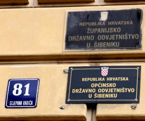 19.01.2018., Sibenik - Zgrada u kojoj se nalazi Zupanijski sud, Opcinski sud, Trgovacki sud, Opcinsko drzavno odvjetnistvo i Zupanijsko drzavno odvjetnistvo u Sibeniku. 
Photo: Dusko Jaramaz/PIXSELL