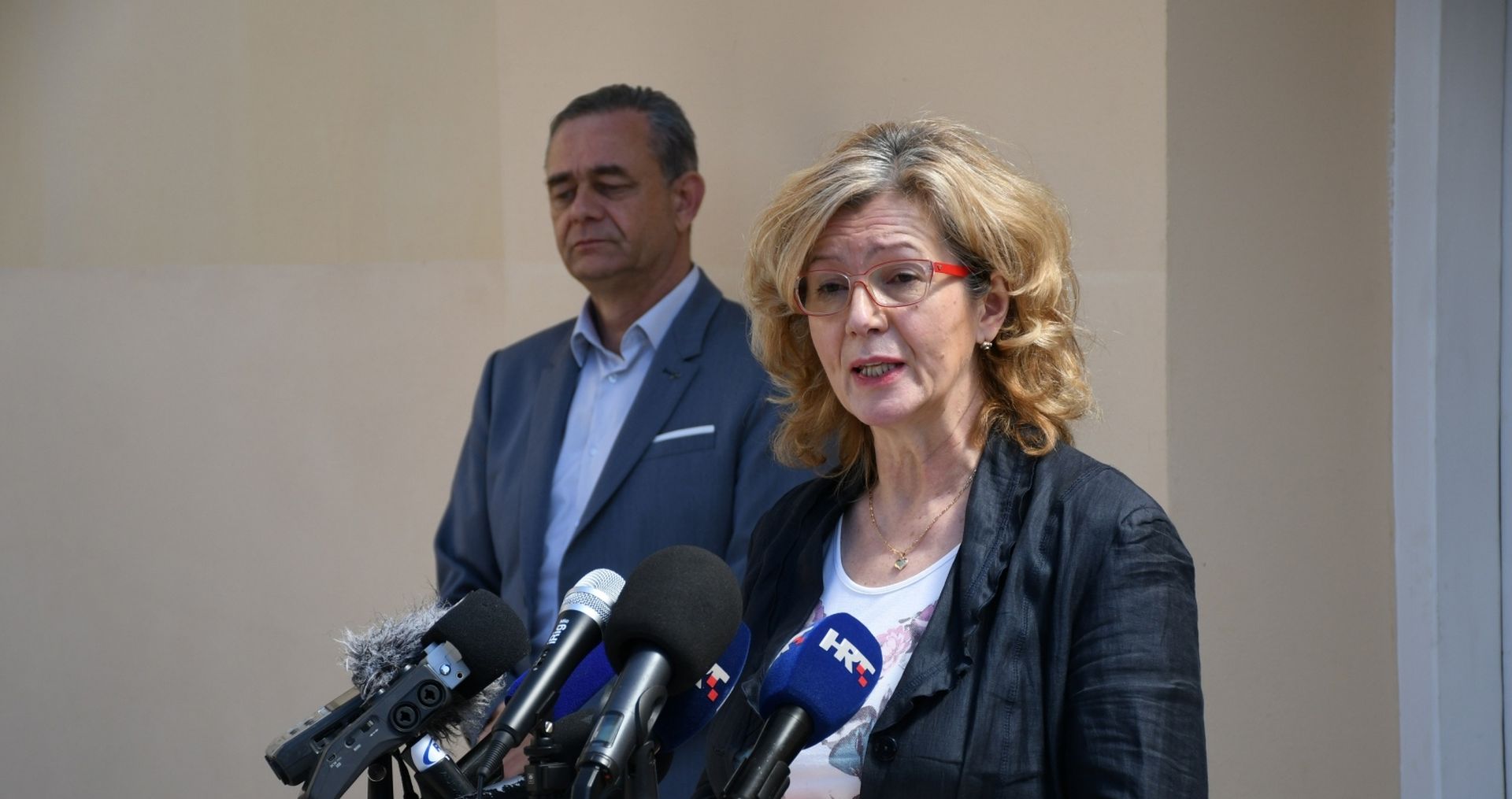 23.04.2020., Koprivnica - Na konferenciji za medije Kriznog stozera civilne zastite Koprivnicko-krizevacke zupanije istaknuto je kako je na podrucju zupanije od jucer 16 novih zarazenih koronavirusom, dakle ukupno 49 osobe. Najvise ih je u Domu za starije i nemocne osobe u Koprivnici, njih 23, 19 sticenika i 4 djelatnika. medjutim se ocekuje nalaz jos 58 osoba, 23 sticenika i 35 djelatnika koji su podvrgnuti testu. Vesna Krizan (na slici), ravnateljica Doma za starije i nemocne osobe. 
Photo:Damir Spehar/PIXSELL