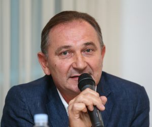 24.09.2019., hotel Dubrovnik, Zagreb - Europska konfederacija sindikata (ETUC) i njene hrvatske clanice Savez samostalnih sindikata Hrvatske (SSSH) i Nezavisni hrvatski sindikati (NHS), organiziraju konferenciju za novinare na temu: Mirovinska reforma u Hrvatskoj i Europi - Sindikalni zahtjevi za ukljucive, ucinkovite i adekvatne mirovine za sve, te ETUC-ova podrska inicijativi 67 je previse. Mladen Novosel
Photo: Luka Stanzl/PIXSELL