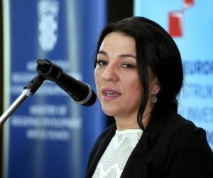 25.05.2016., Zagreb - U Ministarstvu regionalnog razvoja i fondova EU, 170 korisnika potpisalo je ugovore o sufinanciranju po programu odrzivog razvoja lokalne zajednice za 2016. godinu.  Natasa Turbic, gradonacelnica opcine Gracac. 
Photo: Zarko Basic/PIXSELL