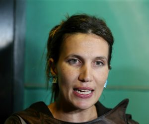 25.10.2019., Zagreb - ispred muzeja Iluzija odrzana  konferencija za medije o strajku u srednjim i osnivnim skolama na kojoj je govorila Ana Tuskan. 
Photo: Dalibor Urukalovic/PIXSELL