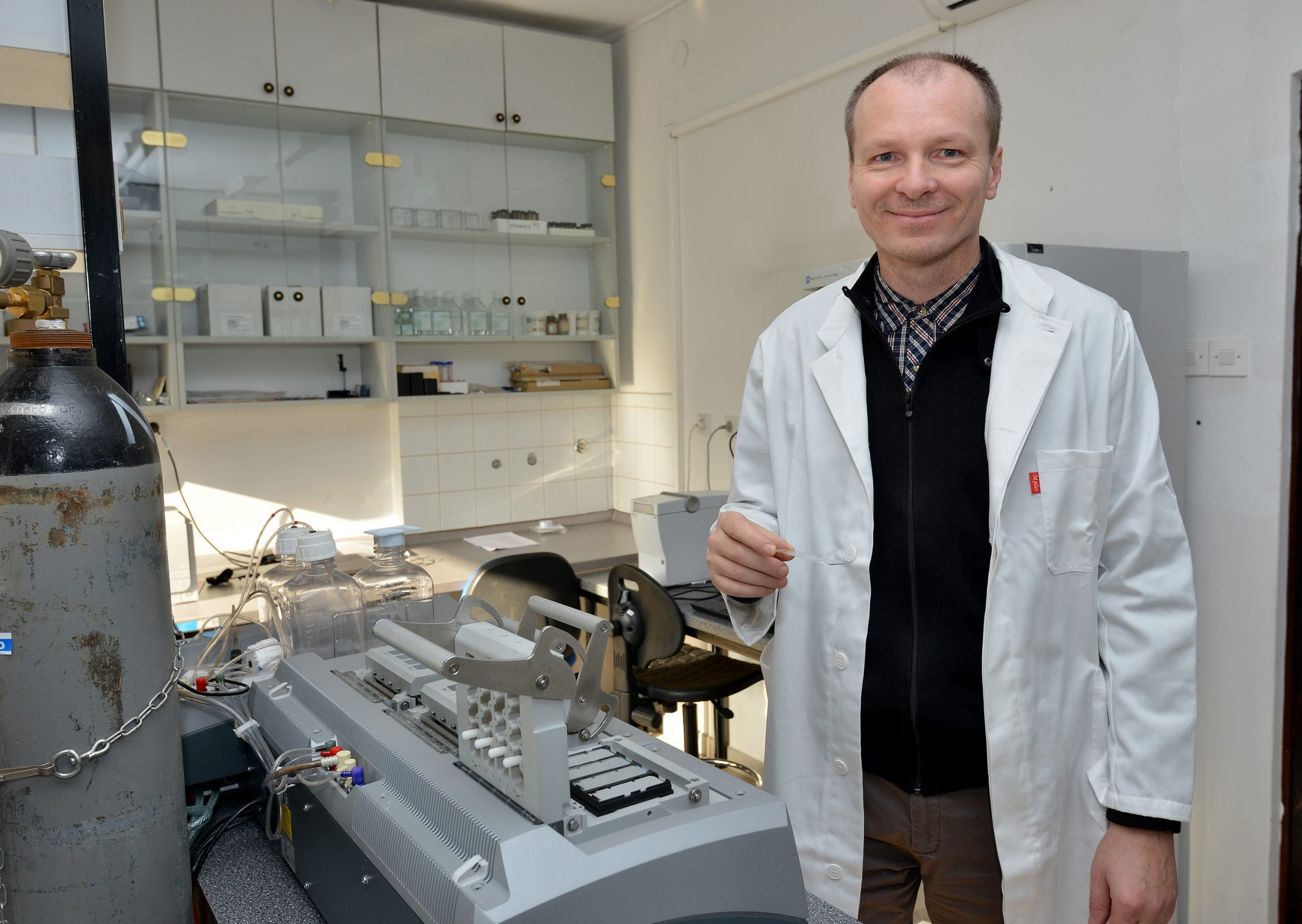 26.01.2015., Zagreb -  Institut Rudjer Boskovic  obiluje znanstvenicima s razlicitim hobijima u privatnom zivotu. Oliver Vugrek. Photo: Marko Prpic/PIXSELL