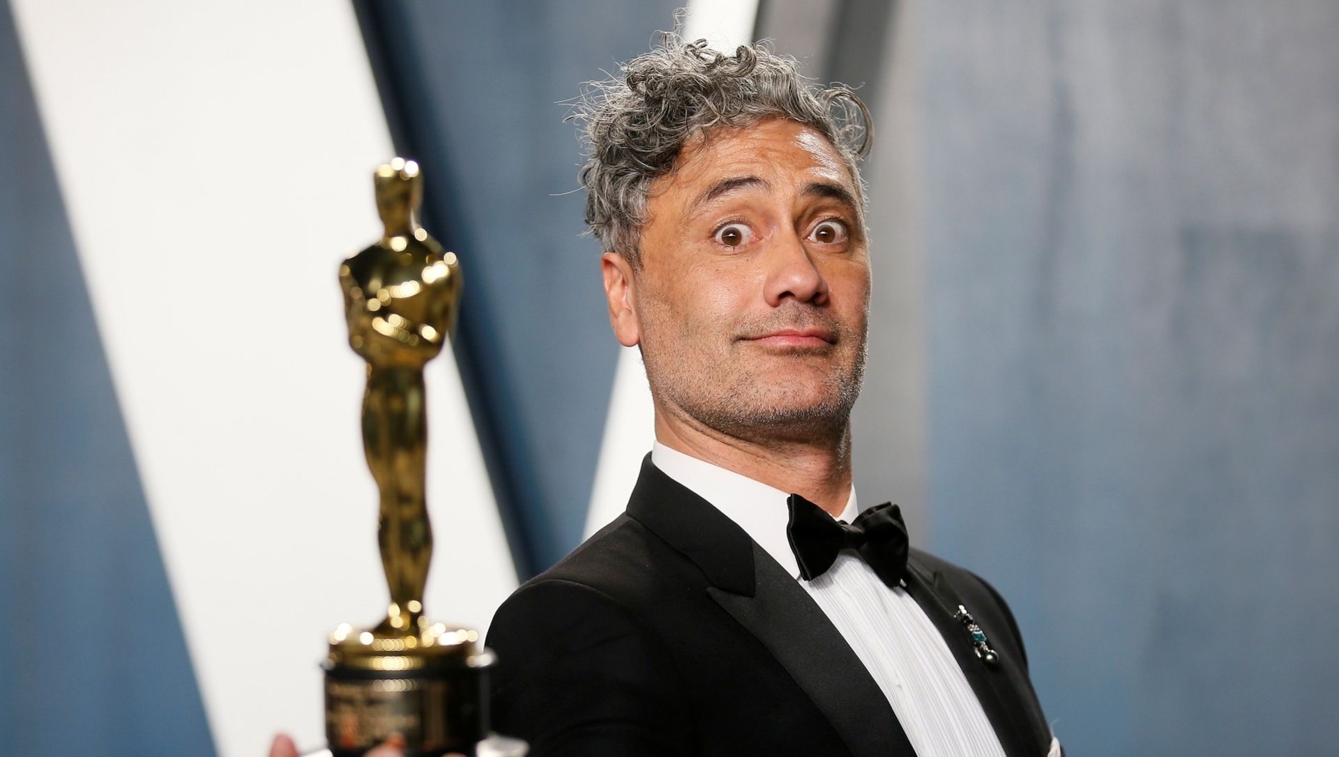 FILE PHOTO: 92nd Academy Awards - Vanity Fair - Beverly Hills FILE PHOTO: Taika Waititi holds his Oscar for Best Adapted Screenplay for "Jojo Rabbit" at the Vanity Fair Oscar party in Beverly Hills during the 92nd Academy Awards, in Los Angeles, California, U.S., February 9, 2020.    REUTERS/Danny Moloshok/File Photo Danny Moloshok