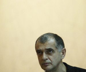 Zagreb, 03.02.2004 - Otvorenje izlobe Damira Sokiæa "Lice". Na fotografiji autor izlozbe D. sokiæ.
foto FaH / Dario GRZELJ