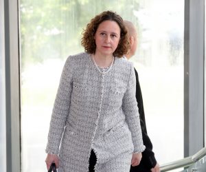 Zagreb, 28.05.2020 - Sjednica Vlade RH u Nacionalnoj i sveucilinoj knjinicu u Zagrebu. Na slici ministrica kulture Nina Obuljen Korinek.
foto HINA/ Damir SENCAR/ ds