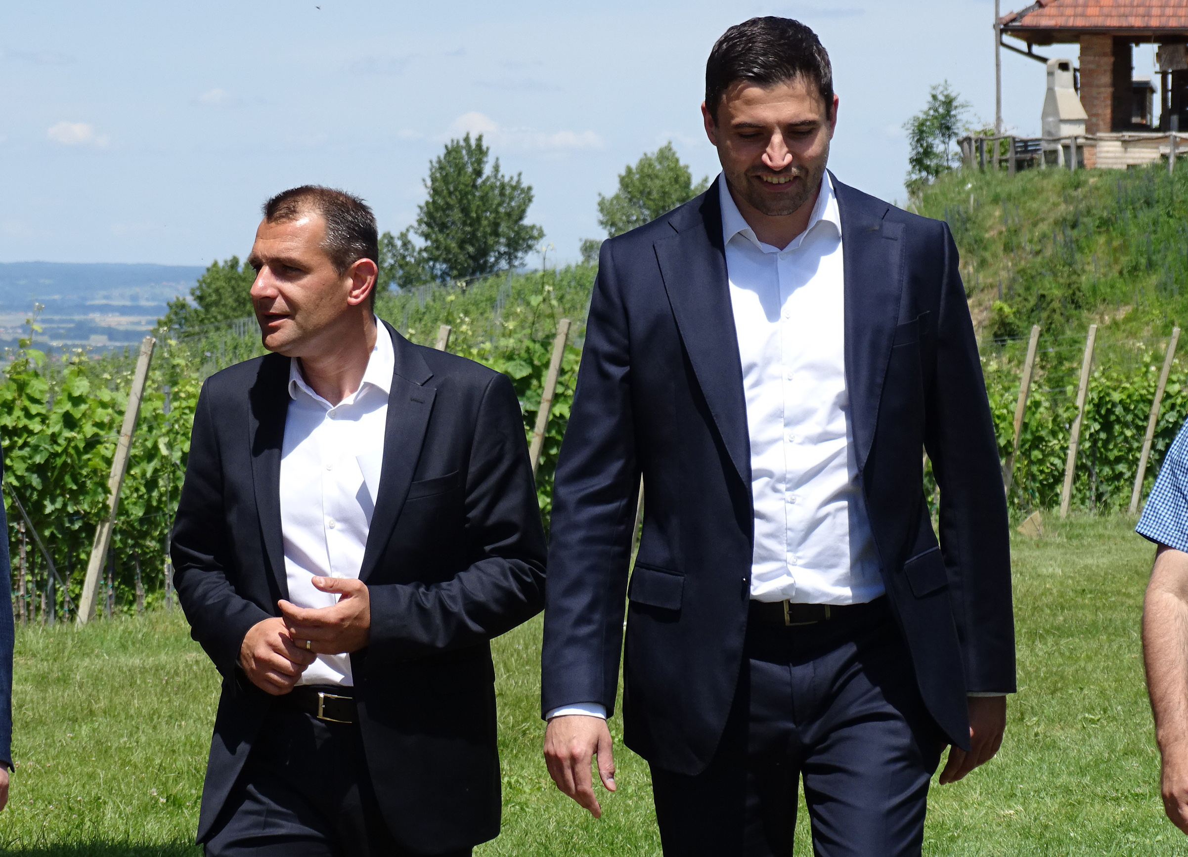 trigova, 12.06.2020 - Restart koalicija i meðimurski upan Matija Posavec potpisali su sporazum o zajednic¡kom nastupu na parlamentarnim izborima i odrali konferenciju za novinare. Na slici Matija Posavec,  Davor Bernardiæ.
foto HINA/ Sinia KALAJDIJA/ ik