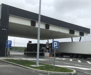 Beograd, 15.06.2020. - Novoizgra??eni grani??ni prijelaz Sot na granici sa Hrvatskom, koji bi u vrijeme sezonskih guvi i praznika trebao zna??ajno rasteretiti velike prijelaze poput Batrovaca i ida, puten je u petak u rad, priop??ila je je Uprava carina Srbije (UCS). foto HINA/ UCS/ ml