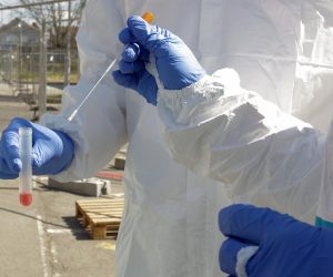 02.04.2020., Osijek - U KBC Osijek ''drive in'' testiranje na koronavirus nije novost. Prvog testiranog imali sui jos 01.02.2020. godine i na neki nacin su pioniri ovakve vrste testiranja. Photo: Dubravka Petric/PIXSELL