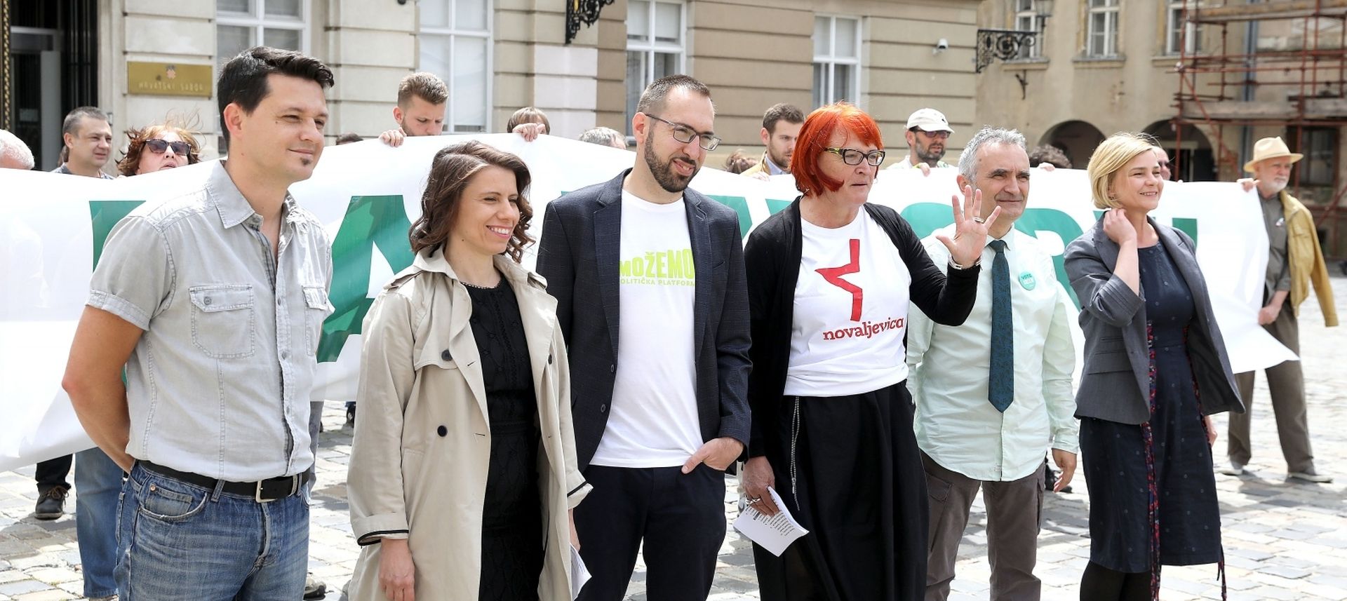 04.06.2020., Zagreb - Na konferenciji za medije odrzanoj izpred Banskih dvora predstavljena je koalicija stranaka za parlamentarne izbore 2020. koju cine Mozemo!, Nova ljevica, Radnicka fronta, ORaH, Zagreb je nas! i Za grad. 
Photo: Patrik Macek/PIXSELL
