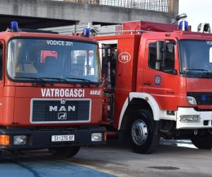 Vatrogasna vozila i oprema DVD-a Vodice 05.01.2019., Vodice - Vatrogasna vozila i oprema DVD-a Vodice. 
Photo: Hrvoje Jelavic/PIXSELL
