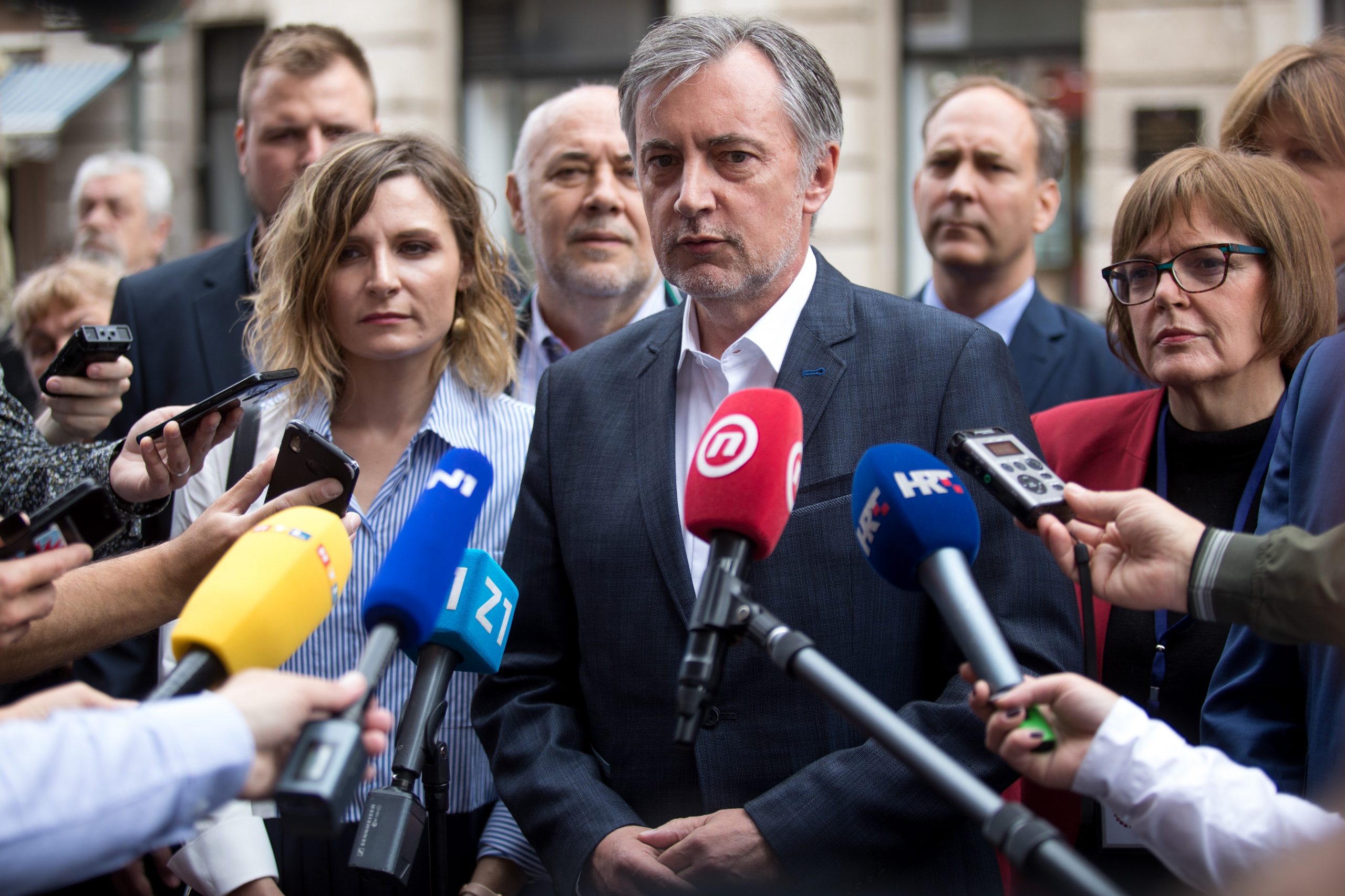 8.6.2020., Rijeka - Predsjednik Domovinskog pokreta Miroslav Skoro  sa suradnicima u sklopu priprema za parlamentarne izbore odrzao je konferenciju za medije na Korzu. Photo: Nel Pavletic/PIXSELL