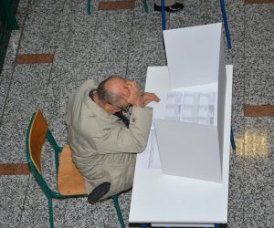 08.11.2015., Bjelovar - U 7 sati ujutro otvorena su biralista na kojima ce gradjani i drzavljani Republike Hrvatske na birackim mjestima odlucivali ko ce ih zastupati u osmon sazivu Hrvatskog Sabora u iduce 4 godine. Photo: Damir Spehar/PIXSELL