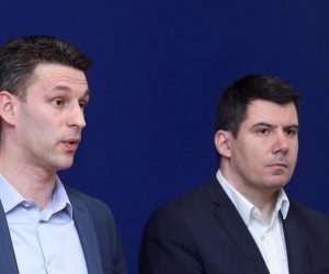 10.03.2020., Zagreb - Na konferenciji za medije Mosta nezavisnih lista odrzanoj u Saboru o temi "Most se protivi novim nametima i nudi konkretna rjesenja za poduzetnike i gradjane" govorili su predsjednik Mosta Bozo Petrov i voditelj Mostovog savjeta za gospodarstvo, poduzetnistvo i financije Mislav Kraljevic.  
Photo: Patrik Macek/PIXSELL