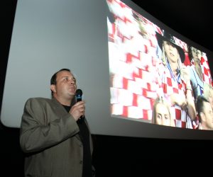 09.10.2010., Nova Ves 17, Zagreb - Movieplex Centar Kaptol. Predstavljanje prvog broja sportskog casopisa 4-4-2. Nakon predstavljanja casopisa slijedilo je gledanje utakmice Izrael - Hrvatska koju je komentirao Zlatan Zuhric Zuhra. Glavni urednik Renato Pandza.
Photo: Sanjin Strukic/PIXSELL