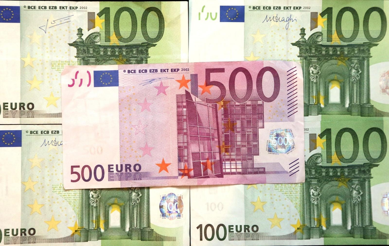 12.02.2016., Sibenik - Euro, jedinstvena europska valuta koja je u uporabi 1. sijecnja 1999. 
Photo: Dusko Jaramaz/PIXSELL