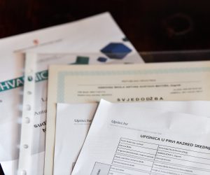 Upisi u srednju školu 13.07.2018., Zagreb - Predajom upisnica zapoceo je proces upisa u srednje skole.
Photo: Sandra Simunovic/PIXSELL