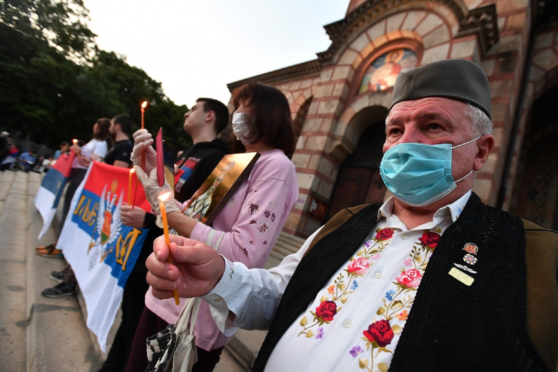 14.05.2020., Beograd, Srbija - Skup podrske episkopu budimljansko-niksickom Joanikiju i svecenstvu Srpske pravoslavne crkve u Crnoj Gori koji su uhiceni u subotu nakon Svetovasilijevske litije u Niksicu koja je krsila zabranu okupljanja. Photo: Srdjan Ilic/PIXSELL