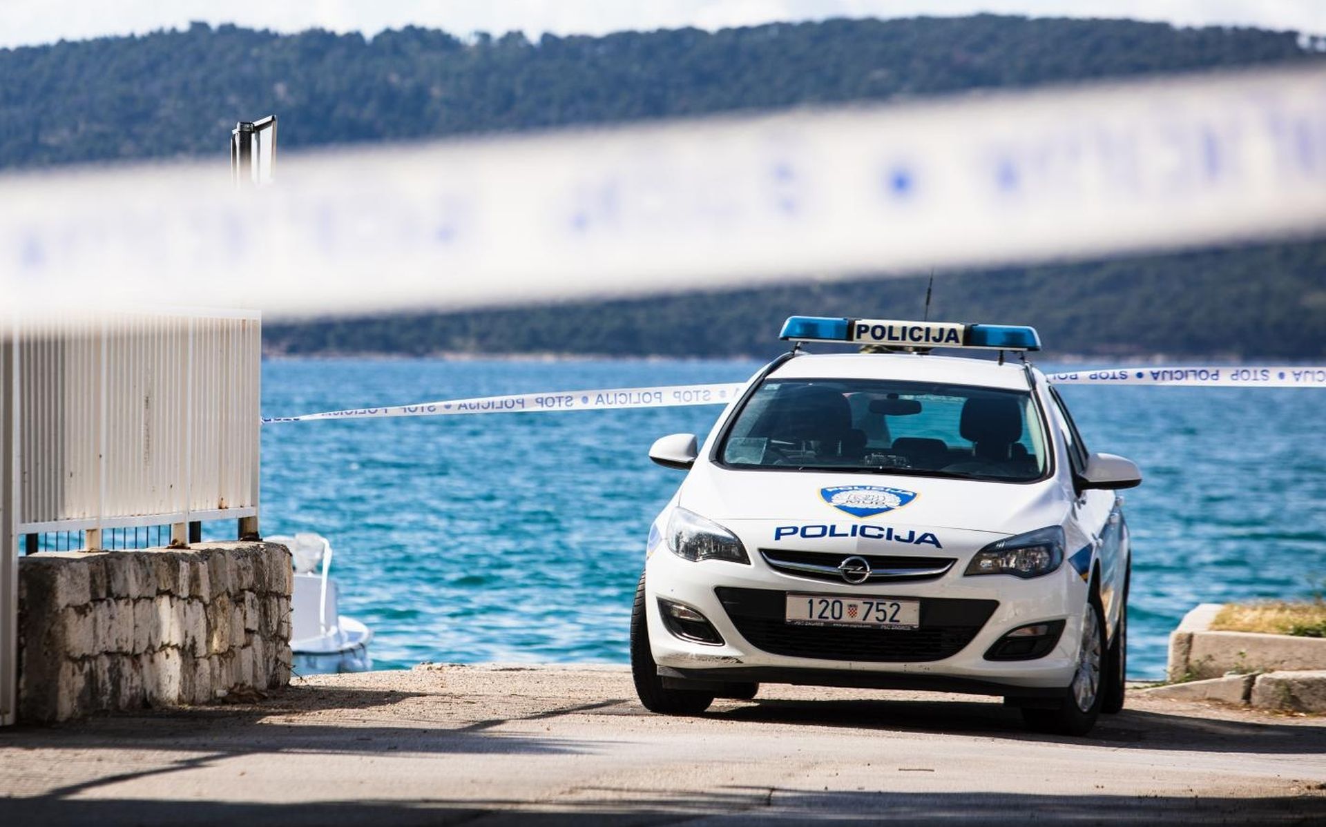 15.06.2020., Kastel Kambelovac - U nedjelju navecer u Kastel Kamelovcu ubijen je Mario Boljat, a dvoje ljudi je ranjeno od kojih je jedan Jozo Cabraja. Photo: Milan Sabic/PIXSELL