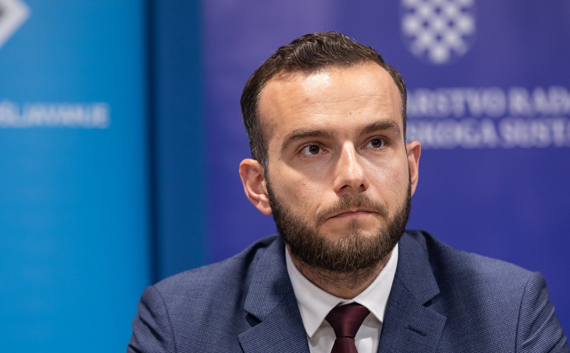 15.06.2020., Zagreb - U Sredisnjem drzavnom uredu za razvoj digitalnog drustva odrzano je potpisivanje ugovora o financiraju projekta - Unaprjedjenje sustava evidencije i upravljanja drzavne imovine. ministar rada i mirovinskog sustava Josip Aladrovic. Photo: Davor Puklavec/PIXSELL