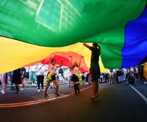 15.09.2019., Beograd, Srbija - U Beogradu se odzava LGBT Pride parada uz setnju centralnim ulicama, kao i protest manje grupe protivnika uz jako prisustvo snaga policije.  Photo: Srdjan Ilic/PIXSELL