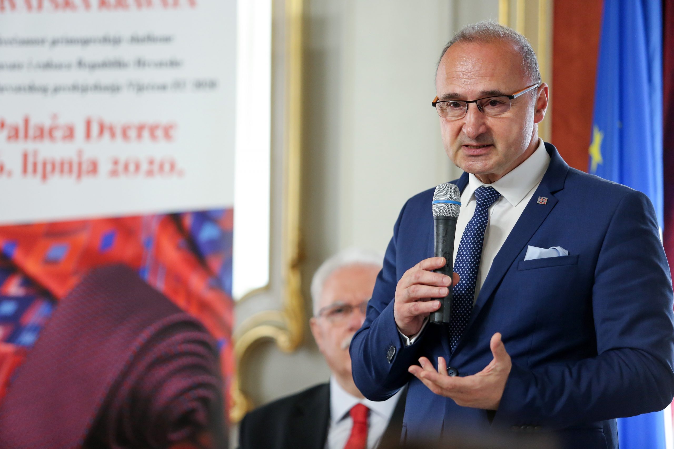 16.06.2020., Zagreb - U palaci Dverce odrzana je promocija hrvatske kravate u organizaciji Academiae Cravaticae i Ministarstva vanjskih i europskih poslova. ministar vanjskih poslova Goran Grlic Radman Photo: Emica Elvedji/PIXSELL