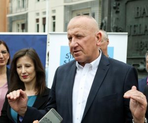 17.06.2020., Zagreb, Konferencija za medije nositelja izbornih lista koalicije Stranke s Imenom i Prezimenom, Pametno i Fokusa u I., II., VI. i VII. izbornoj jedinici. Dalija Oreskovic, Boro Nogalo, Davor Huic i Dario Zurovec Tema konferencije je korupcija i netransparentnosti.
Photo: Emica Elvedji/PIXSELL