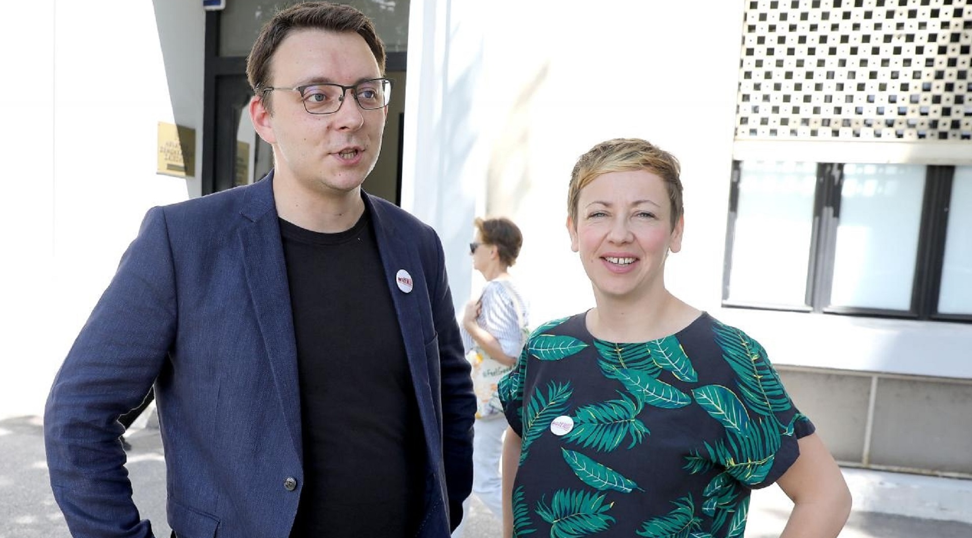 19.06.2020., Zagreb - Bojan Glavasevic, kandidat lijevo zelene koalicije na listi za 6. izbornu jedinicu, odrzao je ispred sjedista HDZ-a konferenciju za medije. 
Photo: Patrik Macek/PIXSELL