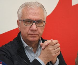 21.05.2020., Bjelovar - Zupanijska organizacija SDP-a BBZ odrzala je konferenciju za medije naziva 'Agonija Daria Hrebaka'. Na konferenciji su govorili  Rajko Ostojic, potpredsjednik SDP Hrvatske, Tihomir Jaic, predsjednik ZO SDP BBZ te Nenad Nekvapil, clan GO SDP Bjelovar. 
Photo:Damir Spehar/PIXSELL