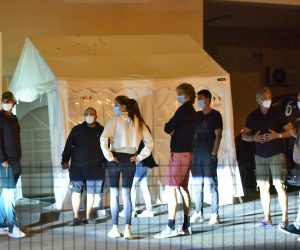 21.06.2020., Zadar - Kasno sinoc ispred Zavoda za javno zdravstvo testirani su tenisaci koji su bili u kontaktu sa zarazenim Grigorom Dimitrovom. Alexander Zverev.

Photo: Dino Stanin/PIXSELL