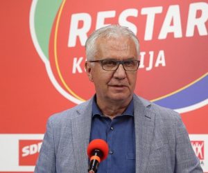 24.06.2020.,Zagreb - U prostorijama SDP-a na Iblerovom trgu odrzana je konferencija za medije Restart koalicije na temu "Andrej Plenkovic ugrozava zdravlje i sigurnost gradjana". Potpredsjednik SDP-a Rajko Ostojic Photo: Dalibor Urukalovic/PIXSELL