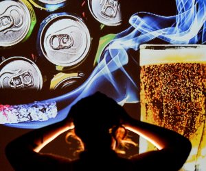 31.03.2020., Zagreb - Od prvog travnja na snagu stupaju nove uredbe o visini trosarina na duhan i duhanske preradjevine, alkohol i alkoholna pica te posebnog poreza na bezalkoholna pica ovisno o udjelu secera.Photo: Marko Prpic/PIXSELL