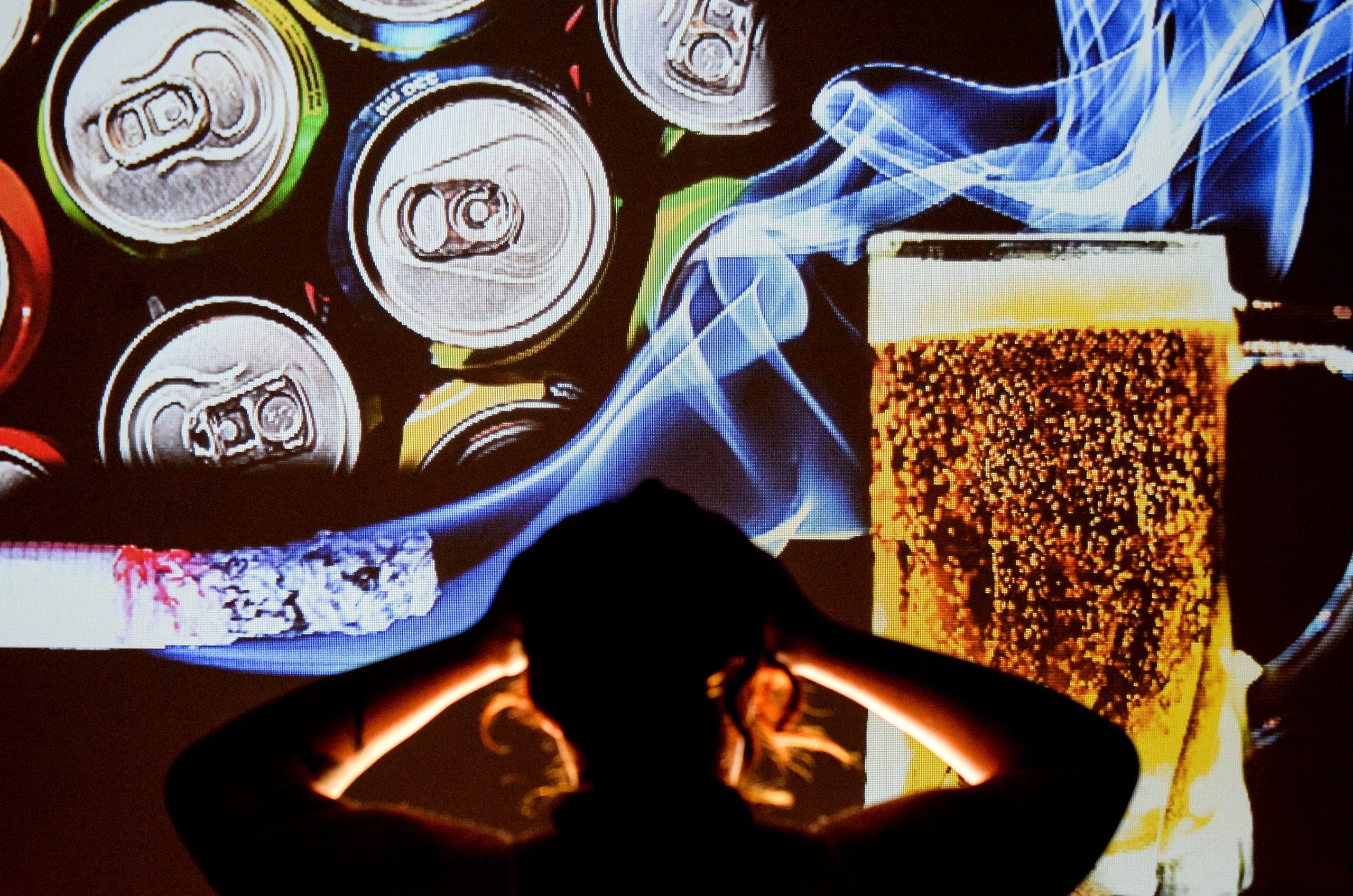 31.03.2020., Zagreb - Od prvog travnja na snagu stupaju nove uredbe o visini trosarina na duhan i duhanske preradjevine, alkohol i alkoholna pica te posebnog poreza na bezalkoholna pica ovisno o udjelu secera.Photo: Marko Prpic/PIXSELL