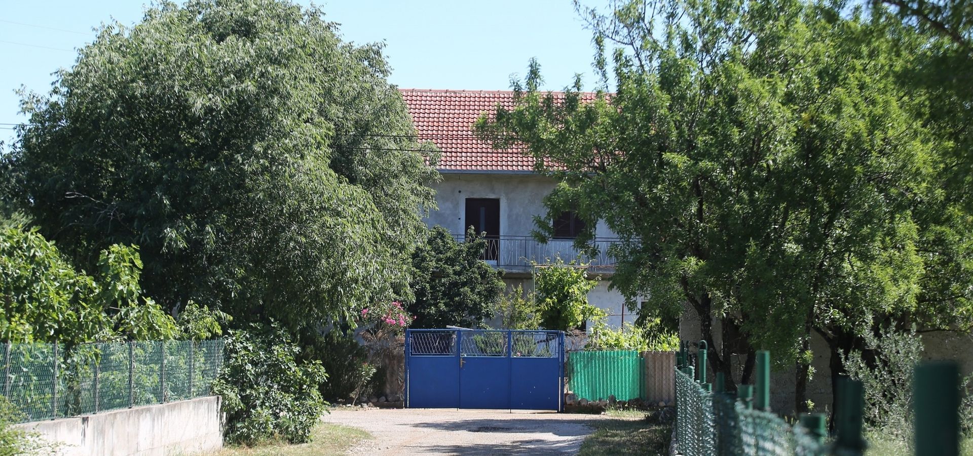 31.05.2020.,Gacelezi-Mjesto jucerasnjeg okrutnog ubojstva.Dovodjenje osumnjicenoga  Nikole Ergica na rekonstrukciju ubojstva Ljube Ergica.
Photo: Dusko Jaramaz/PIXSELL