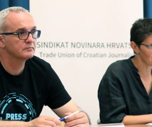 Zagreb, 02.07.2020. - Konferencija za novinare HND-a  i SNH o otkazima u medijima. Na fotografiji predsjednik HND-a Hrvoje Zovko, predsjednica SNH Maja Sever. foto HINA/ Lana SLIVAR DOMINIÆ/ lsd