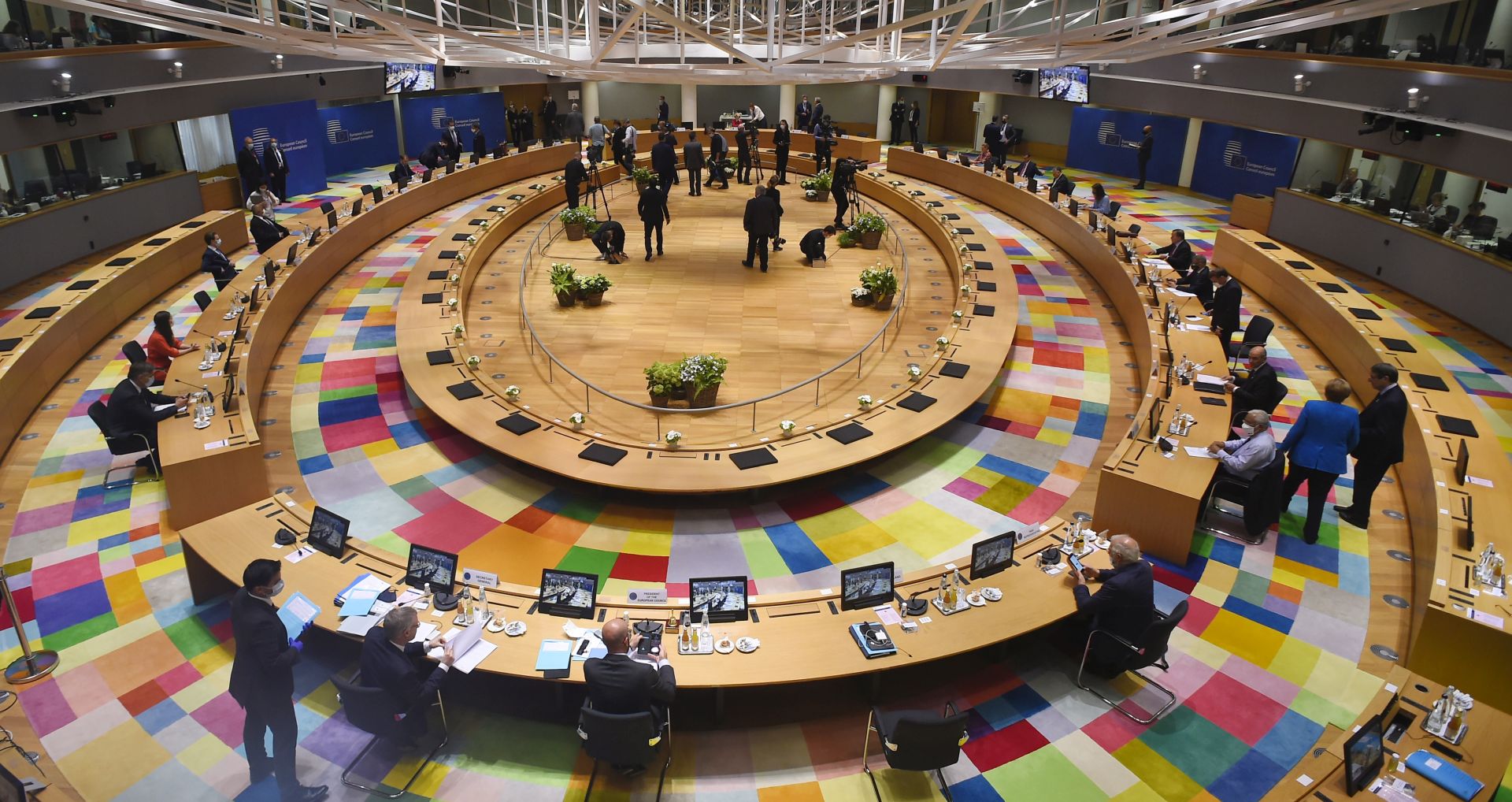 epa08553224 A general view of the second day of an EU summit in Brussels, Belgium, 18 July 2020. European Union nations leaders meet face-to-face for the first time since February to discuss plans responding to coronavirus crisis and new long-term EU budget at the special European Council on 17 and 18 July.
