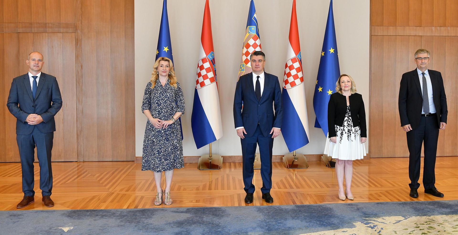 Zagreb, 23.7.2020.- Predsjednik Republike Zoran Milanoviæ primio je izaslanstvo Amerièke gospodarske komore u Hrvatskoj. 
foto HINA/ Ured predsjednika/ Filip Glas/ ua