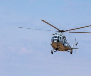 03.06.2020., Medulin - 
Temeljem Programa aktivnosti u provedbi posebnih mjera zastite od pozara od interesa za RH u 2020. godini, 85 pripadnika Javnih vatrogasnih postrojbi Istarske zupanije iz sastava intervencijske vatrogasne postrojbe Vatrogasne zajednice Istarske zupanije izvodili su danas, u sportskoj zracnoj luci Campanoz kod Medulina, obuku s helikopterom HV koja se sastojala od desantiranja, iskakanja iz lebdeceg helikoptera.
Photo: Srecko Niketic/PIXSELL