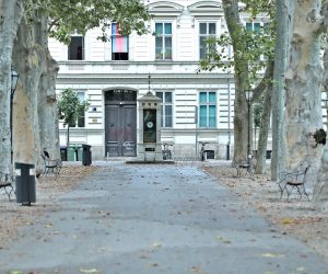 03.09.2019., Zagreb - Jesenske boje u parku Zrinjevac. Vremenska prognoza i visoki datum u godini upucuju na dolazak jeseni, tako se i u najljepsem zagrebackom parku Zrinjevac mogu namirisati blagodati jeseni. Photo: Sanjin Strukic/PIXSELL