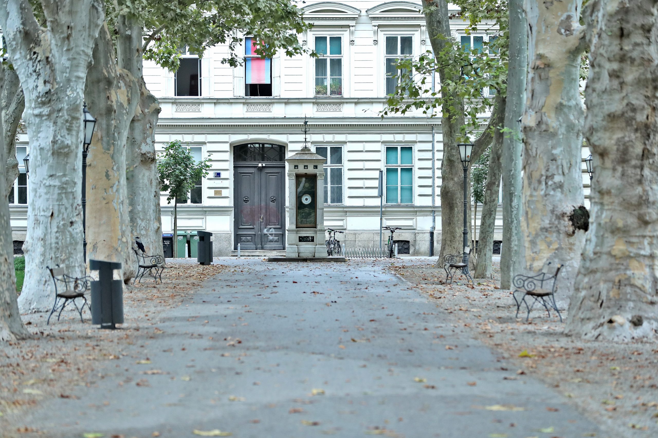 03.09.2019., Zagreb - Jesenske boje u parku Zrinjevac. Vremenska prognoza i visoki datum u godini upucuju na dolazak jeseni, tako se i u najljepsem zagrebackom parku Zrinjevac mogu namirisati blagodati jeseni. Photo: Sanjin Strukic/PIXSELL