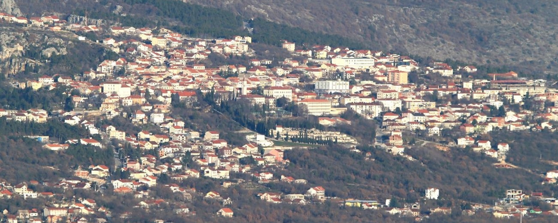04.01.2018., Imotski, Zagvozd - Reakcije stanovnika na ukidanje naplate za tunel sv. Ilija Kroz Biokovo. Panorama Imotskog. 
Photo: Ivo Cagalj/PIXSELL