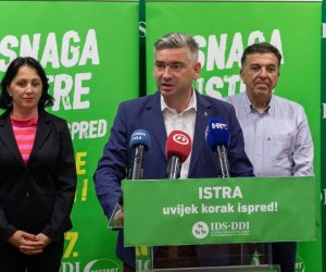 05.07.2020.., Pula - 
U prostorijama IDS-a predsjednik IDS-a Boris Miletic, zajedno s cetvero kandidata IDS-a, odrzao je konferenciju  nakon objave prvih rezultata Drzavnog izbornog povjerenstva.
Photo: Srecko Niketic/PIXSELL