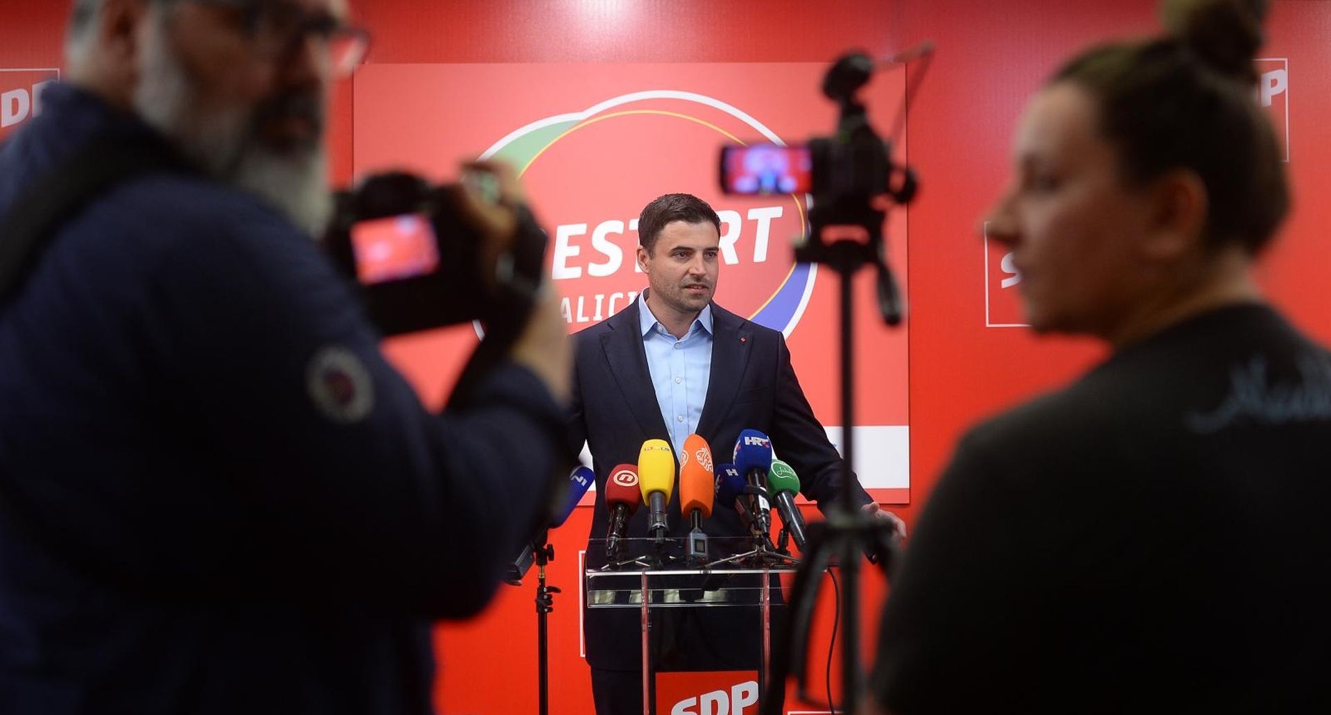 06.07.2020., Zagreb - Davor Bernardic odrzao je konferenciju za medije nakon sjednice Predsjednistva SDP-a u sjedistu stranke na Iblerovom trgu. Photo: Marko Prpic/PIXSELL