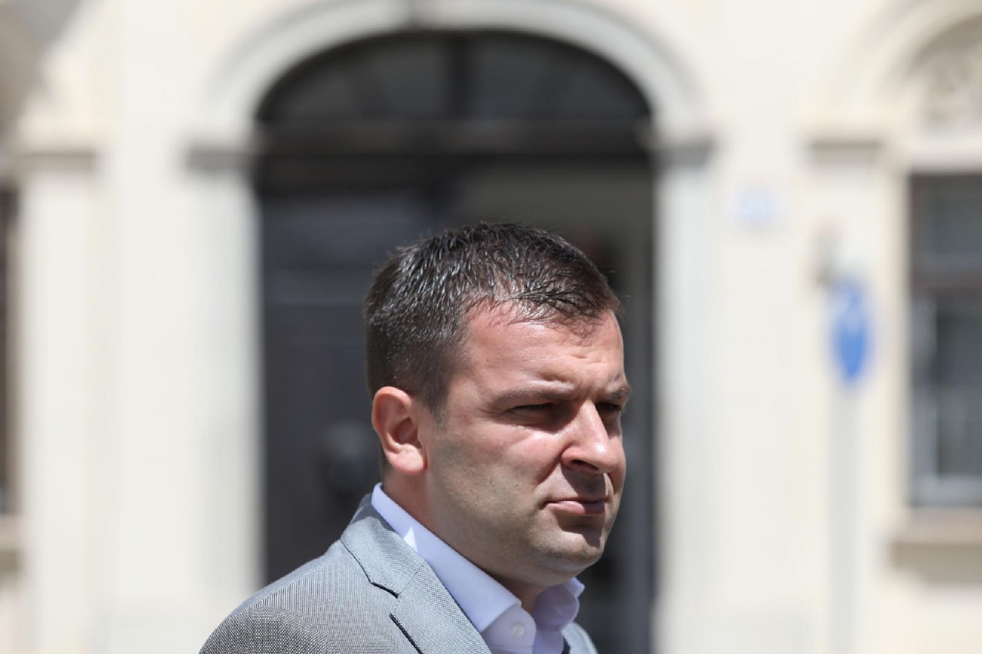07.07.2020., Zagreb - Dario Hrebak objavio je ispred Banskih dvora da je premijeru Plenkovicu dao potpis za formiranje Vlade. Photo: Patrik Macek/PIXSELL