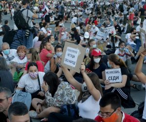 09, July, 2020, Belgrade - Peaceful protest of citizens in front of the Assembly of Serbia. Photo: Antonio Ahel/ATAImages

09,jul, 2020, Beograd - Miran protest gradjana ispred Skupstine Srbije. Photo: Antonio Ahel/ATAImages