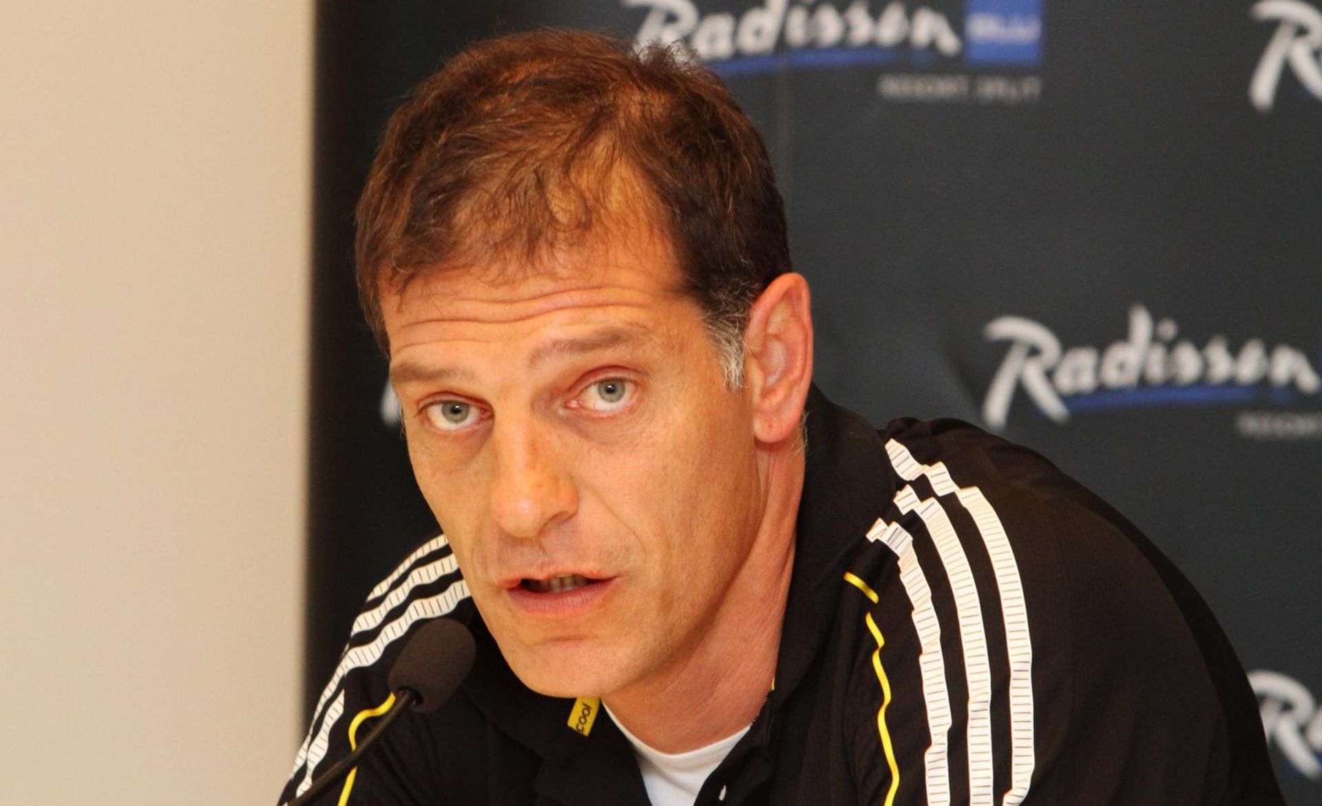 09.10.2013., Split - Slaven Bilic, trener Besiktasa, po dolasku u Split odrzao je konferenciju za novinare u hotelu Radisson Blu Resort. Sutra ce nogometasi uglednog turskog kluba Besiktas odmjeriti snage s Hajdukom u prijateljskoj utakmici. 
Photo: Ivana Ivanovic/PIXSELL